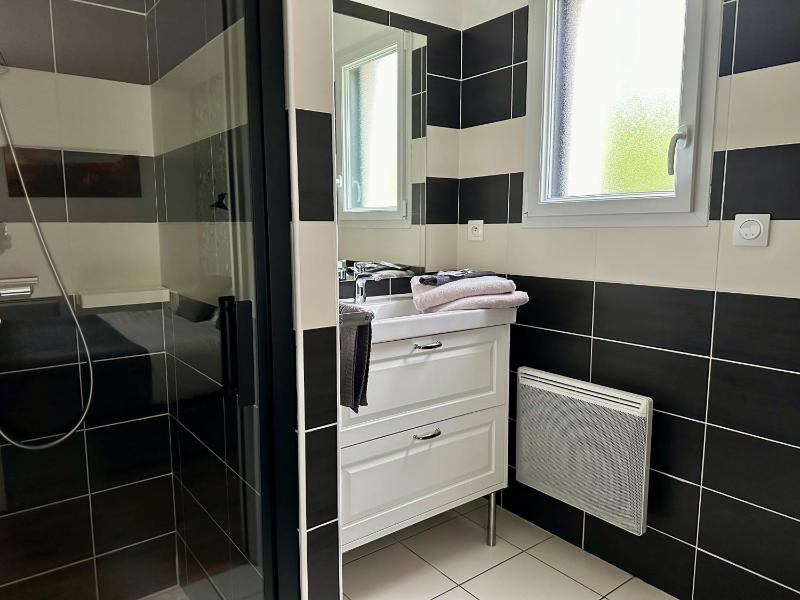 Double Room with Terrace image 3
