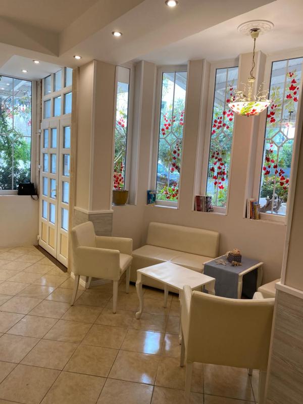 Double Room with Balcony image 3