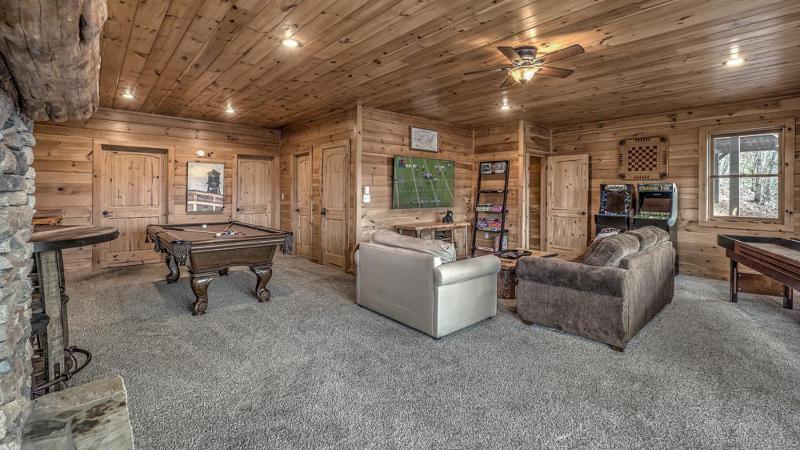 Out of Office Inn - image 31
