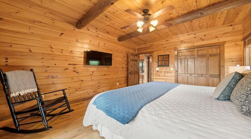 Overlook Cabin - image 23