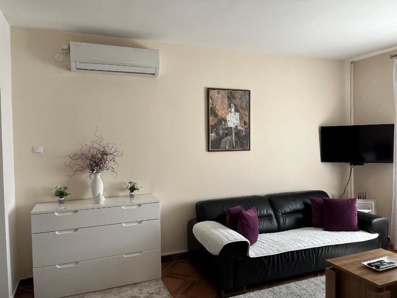 Two-Bedroom Apartment 2 image 1