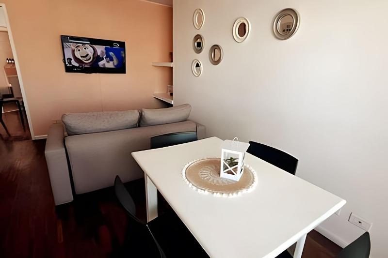Hornera San Juan - Bright Balcony Apartment - image 5