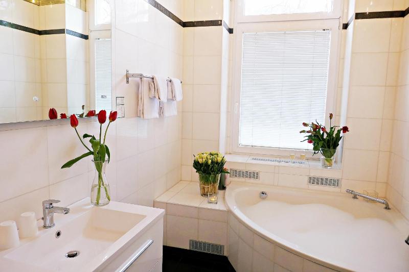 Superior Double Room image 4