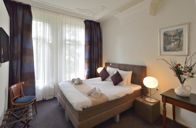 Hotel La Belle Vue - image 12