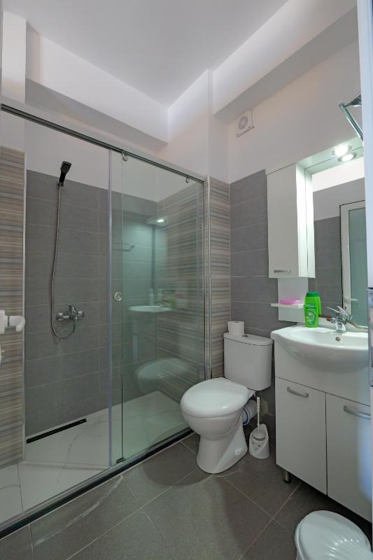 Triple Room with Sea View image 3