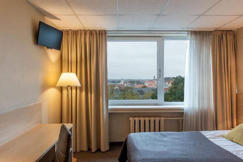Twin Room with Panoramic View image 2