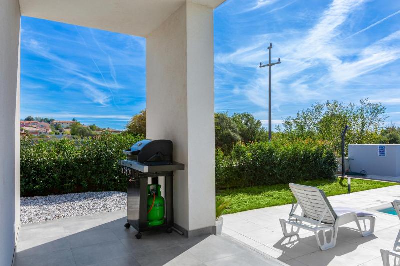 Villa Aria - family friendly in Pula for 6 people with private swimming pool - image 8