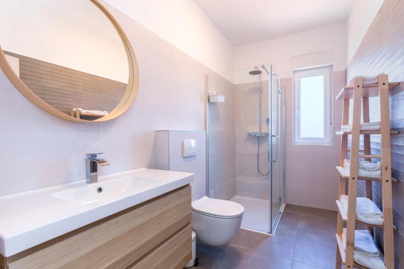 Villa Aria - family friendly in Pula for 6 people with private swimming pool - image 26