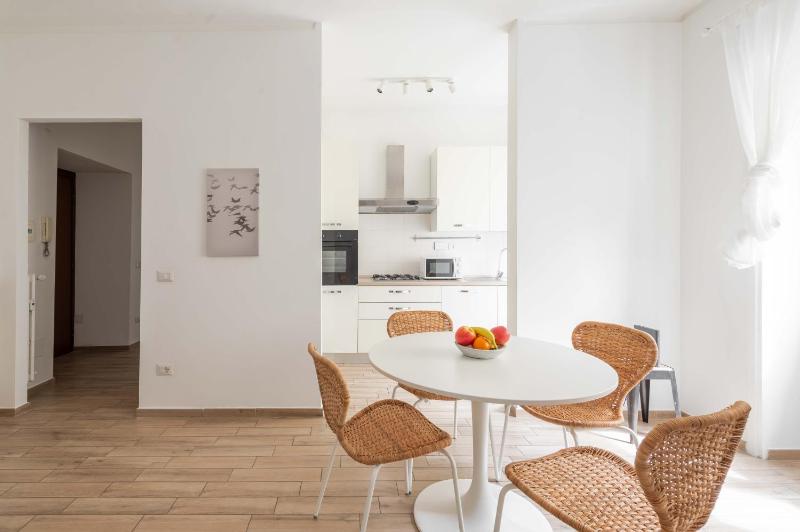 LoveRhome Apartment 2 - image 3
