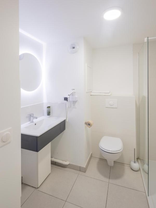All Suites Appart Hôtel - Le Havre Centre - Les docks - image 15