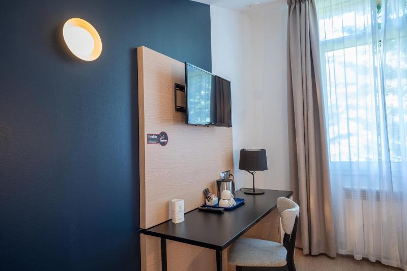 Triple Room image 1