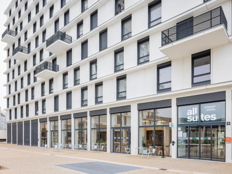All Suites Appart Hôtel - Le Havre Centre - Les docks - image 41