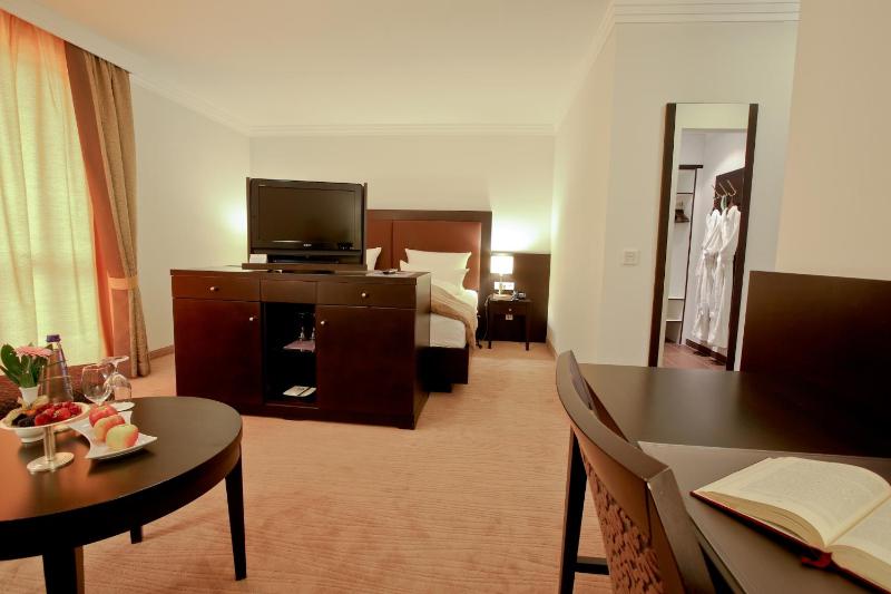 Deluxe East double room in the wellness hotel image 1