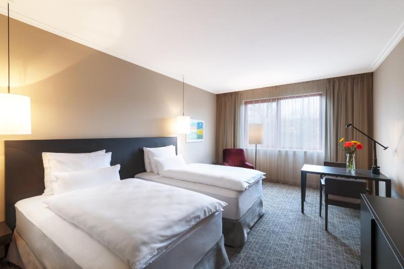 Superior Double or Twin Room with Extra Bed image 3