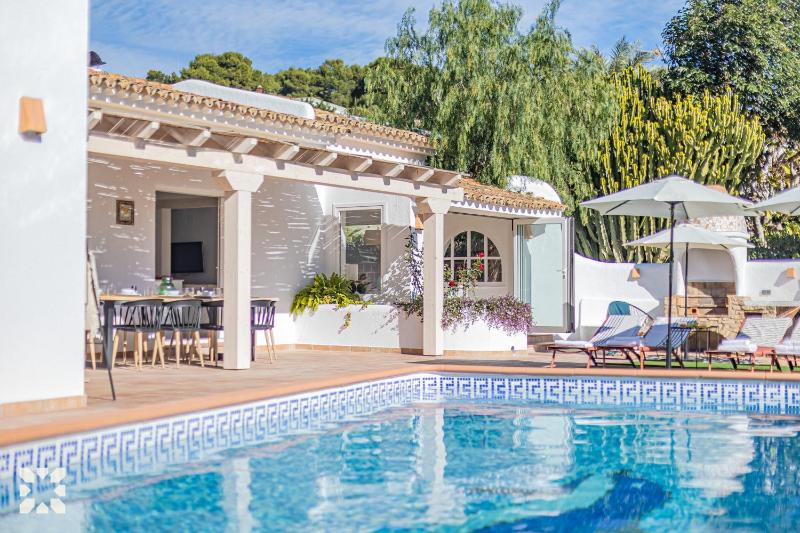 Villa Adora by Abahana Villas - image 9