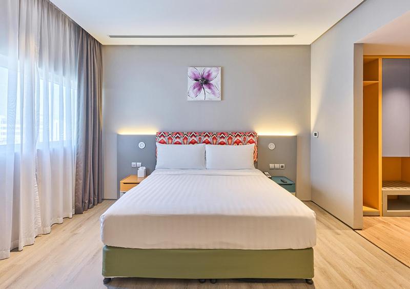 Double Suite with a Living Room image 3