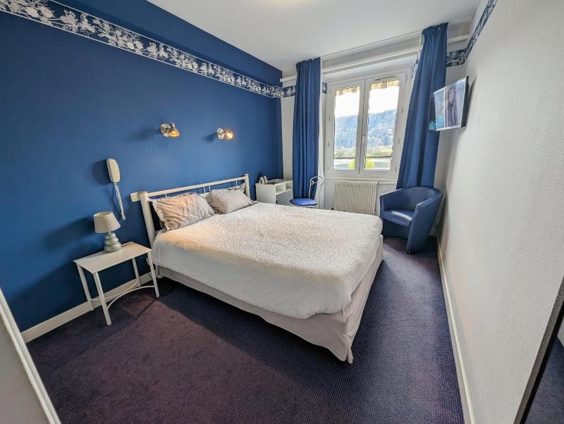 Double Room image 1