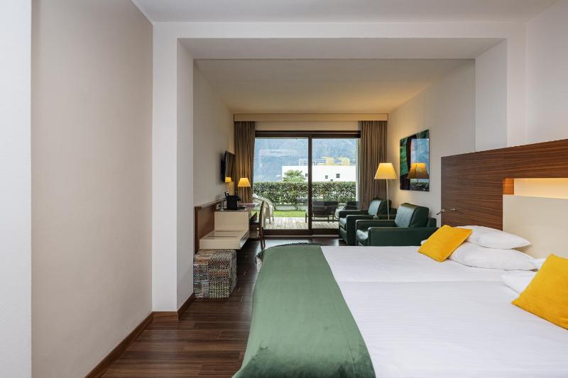 Deluxe Junior Suite image 4