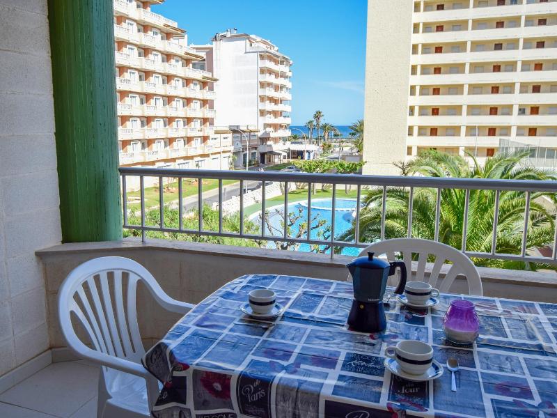 Apartamentos Azahar 3000 - image 1
