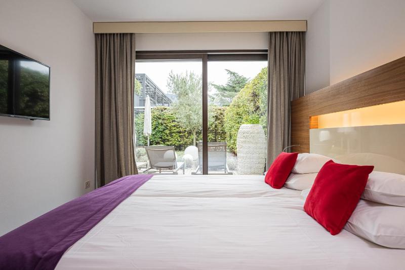 Two-Bedroom Suite image 1