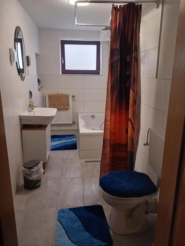 Double Room image 3