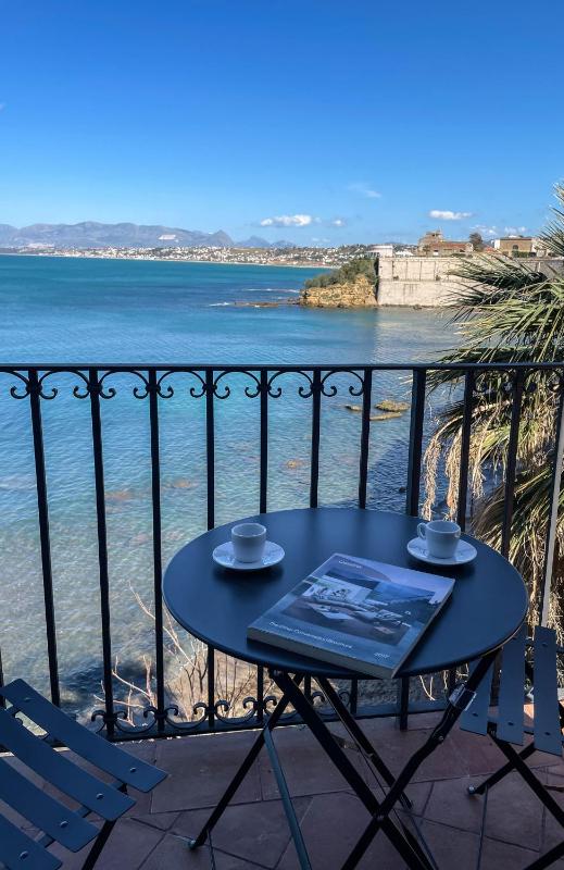 Castellano suites - image 24
