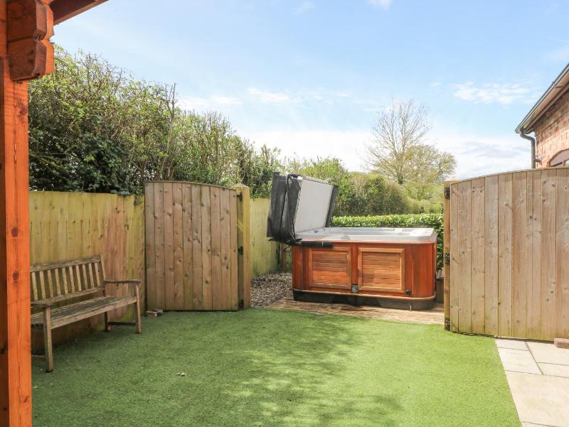 Poplar Farm Studio - image 27