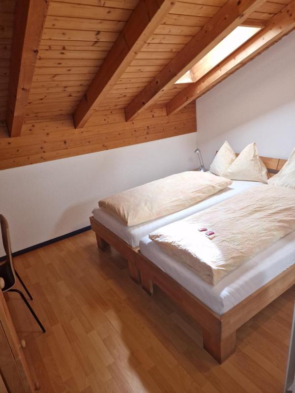 Budget Double Room image 4