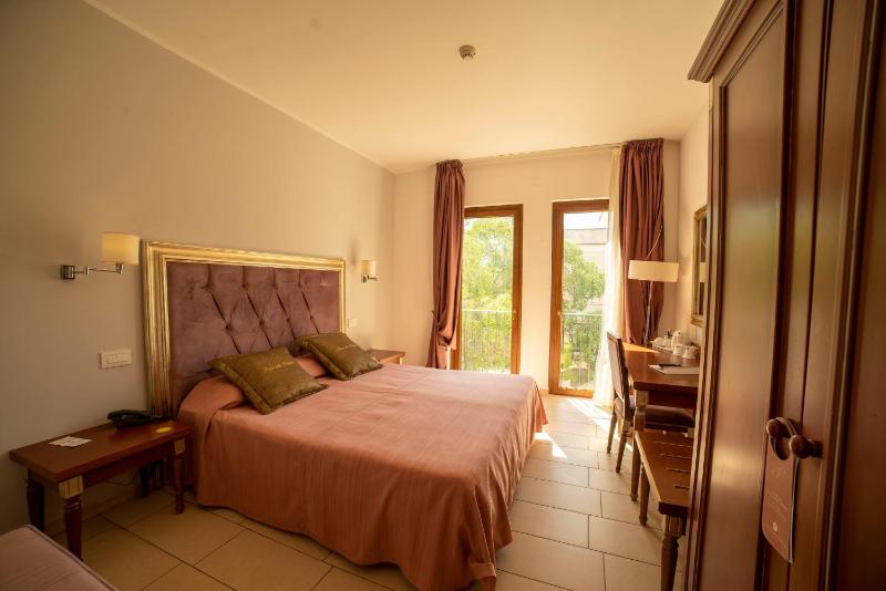 Superior Double or Twin Room image 1