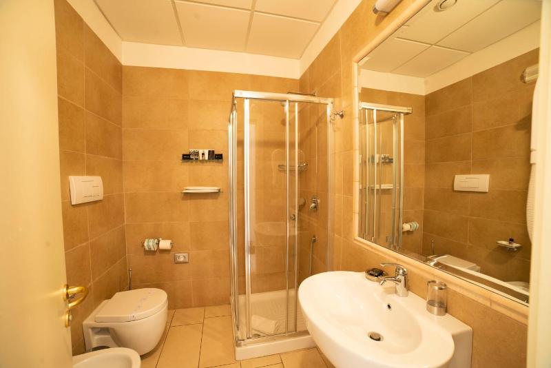 Double Room with Terrace image 2