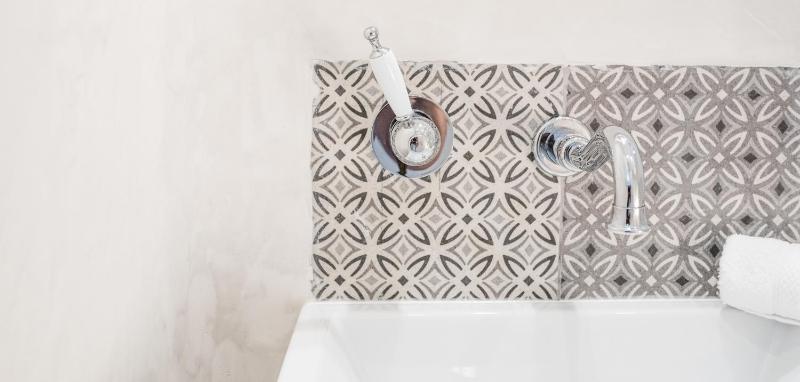 Elegant Studio image 4