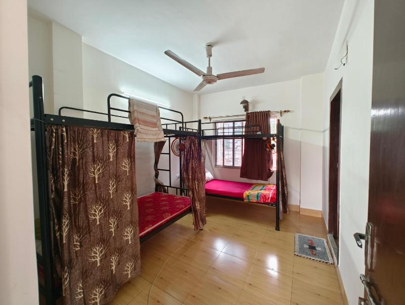 Calcutta Backpackers - image 9