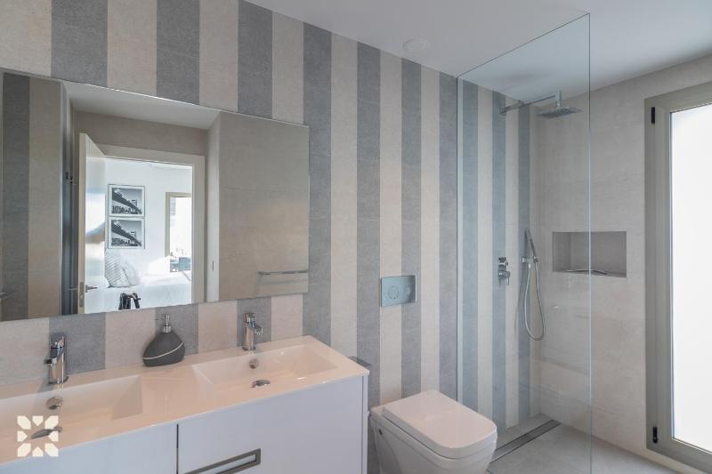 Villa Philia by Abahana Villas - image 11