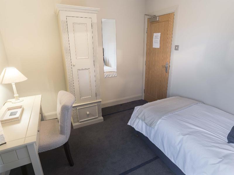 Deluxe Single Room image 4