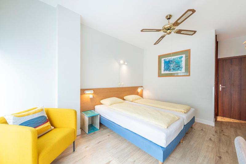 Standard Double or Twin Room image 4