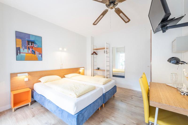 Standard Double or Twin Room image 3