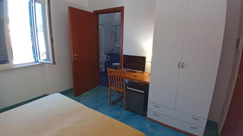 Double Room - Disability Access image 4