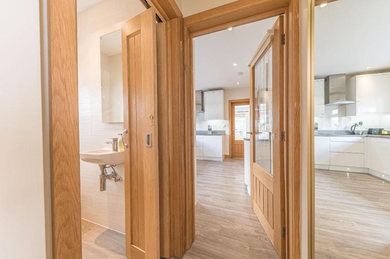 Cherry Garth HOT TUB HIRE AVAILABLE - image 8