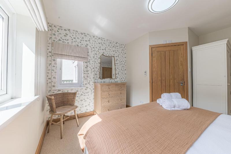 Cherry Garth HOT TUB HIRE AVAILABLE - image 37