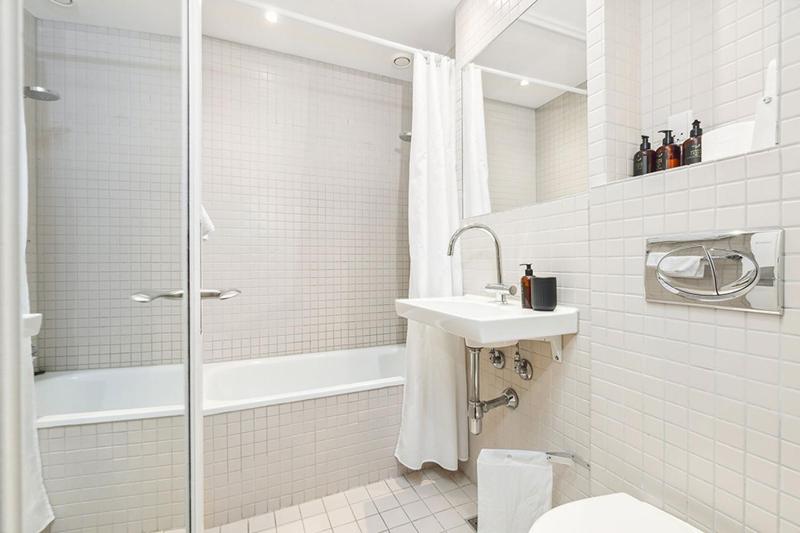 Superior Double Room image 3