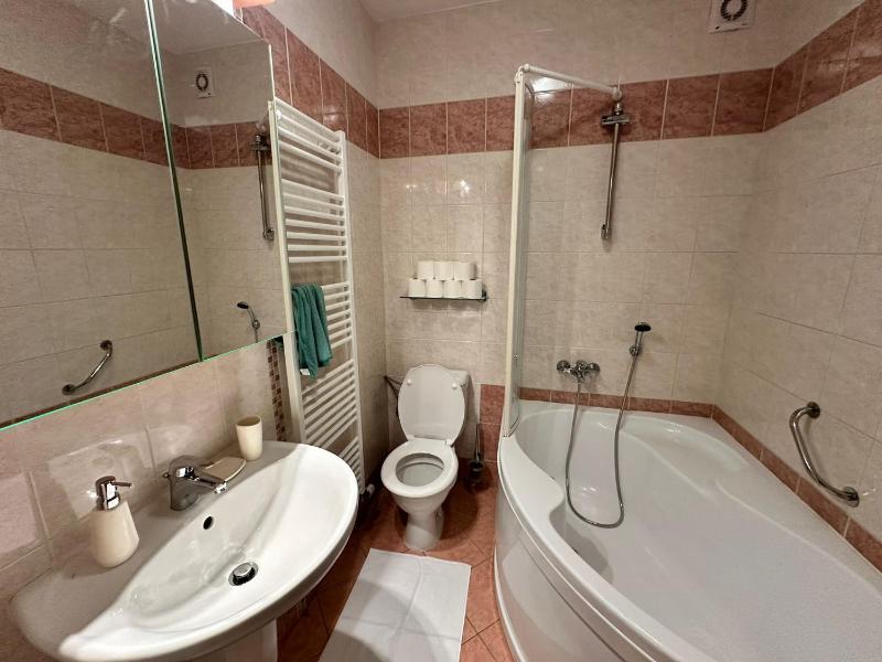 Apartment image 4