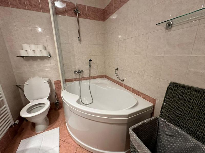 Apartment image 3