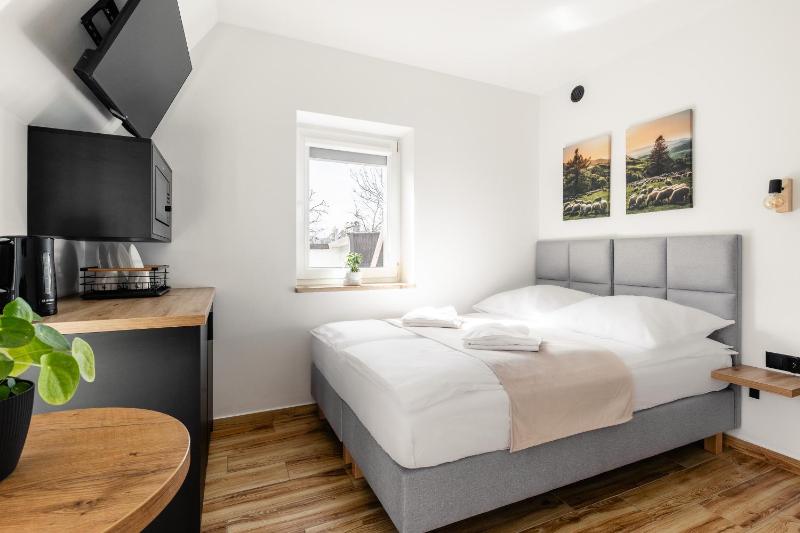 Apartamenty ZakoCHata Zakopane - image 16
