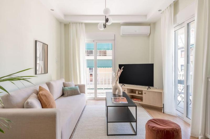 Koukaki 2BR Apartment by UPSTREET - image 1