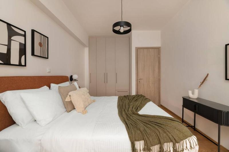 Koukaki 2BR Apartment by UPSTREET - image 2