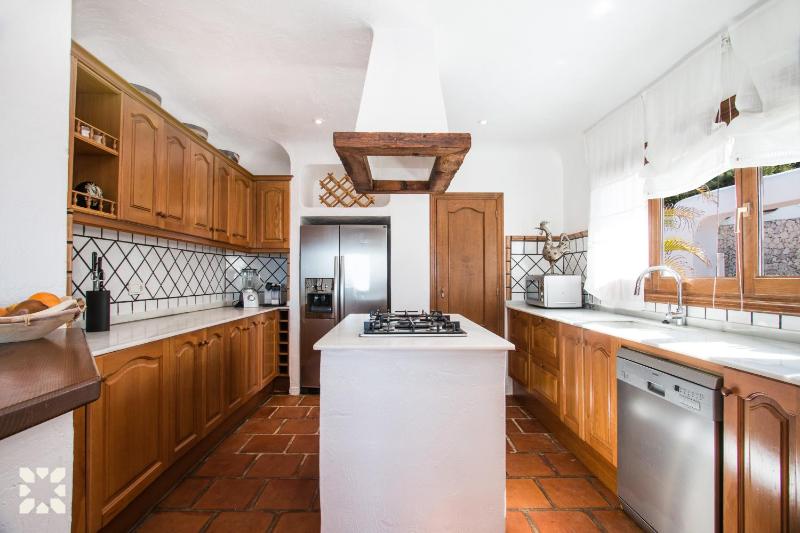 Villa Mistral by Abahana Villas - image 10