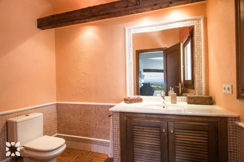 Villa Mistral by Abahana Villas - image 22