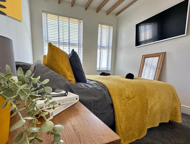 King Suite with Sea View image 4