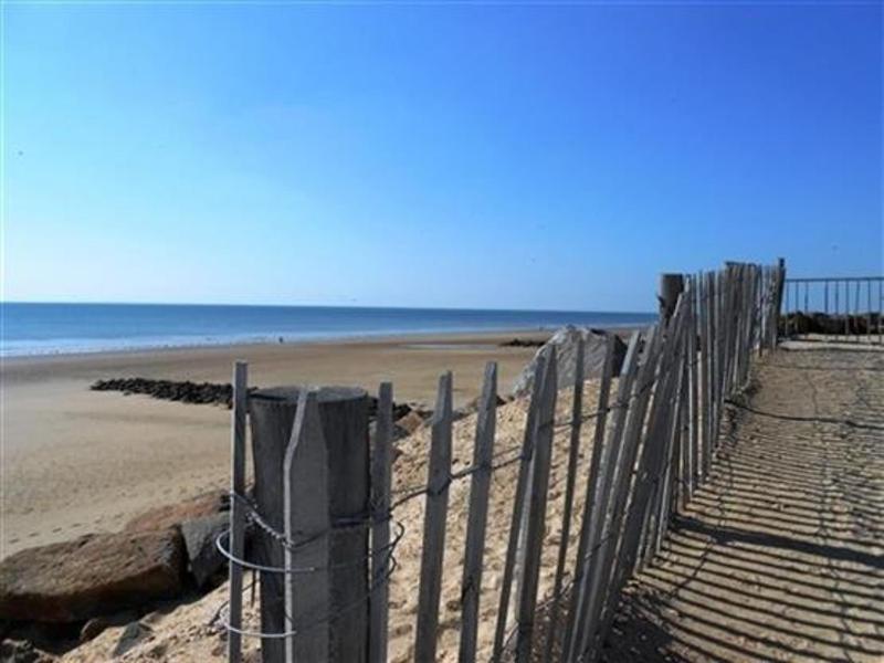 Apartment (4 Adults) image 2