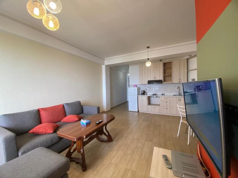 One-Bedroom Apartment image 1